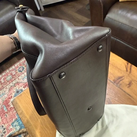 Fendi Large Peakaboo Dark Brown Leather Handbag - Picture 6 of 10